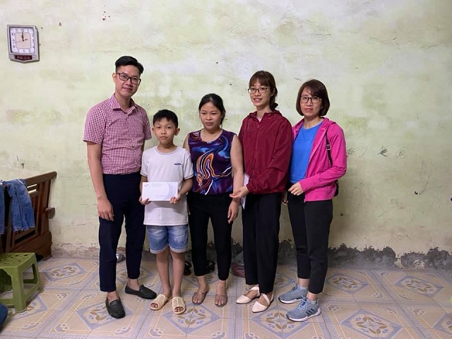 NHỮNG CÁNH ÉN TRAO GỬI YÊU THƯƠNG